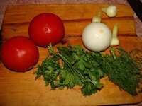 Подготавливаем овощи и специи