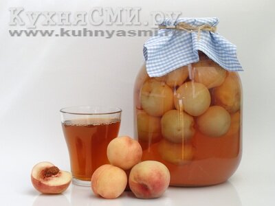 Персики консервированные с косточкой
