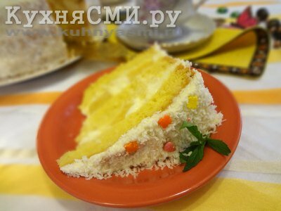 Нежный бисквитный торт с заварным кремом и ананасами